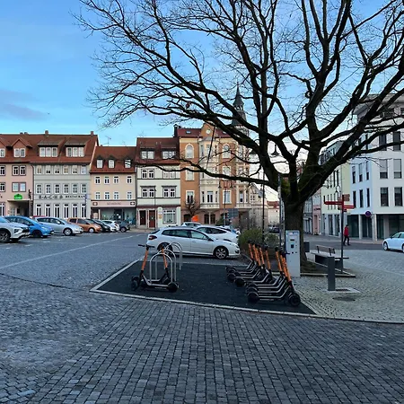 Mitte Sued Am Frauenplan Эйзенах